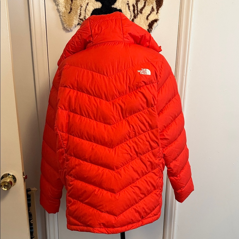 The North Face Fiery Red Quilted Jacket - Picture 3 of 5
